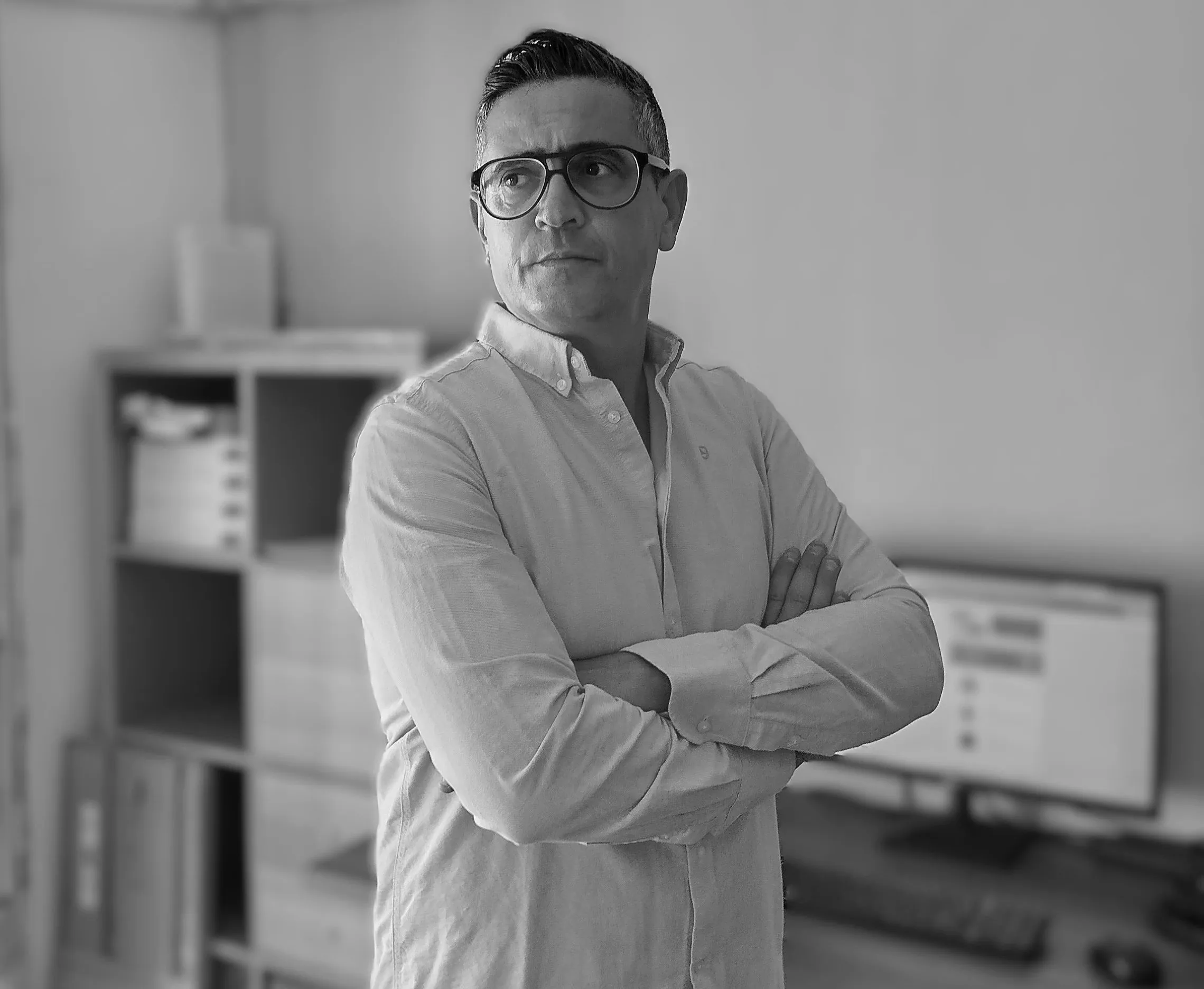 Raúl Cañadas Navarro, arquitecto técnico colegiado